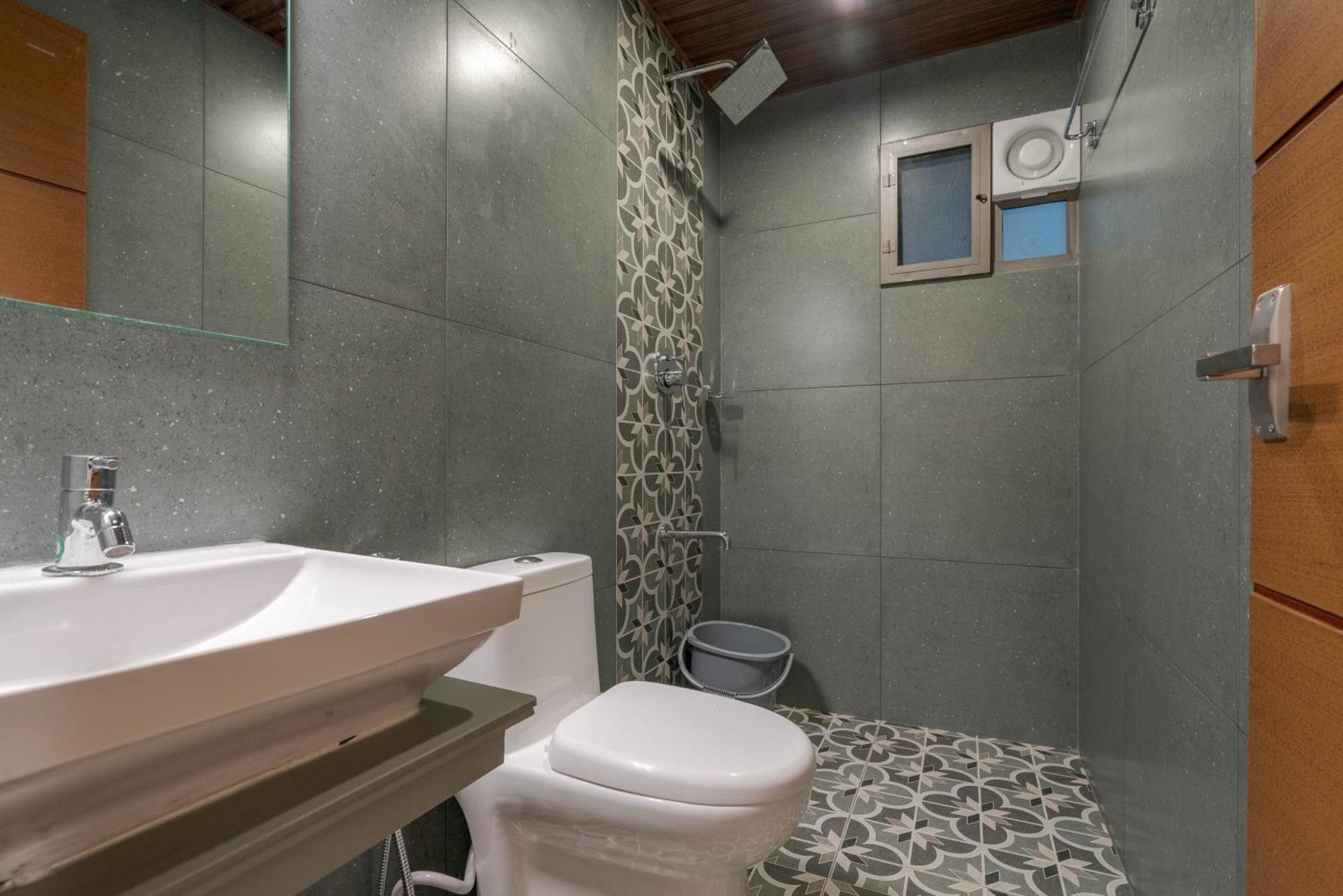 Aryaas Regent Hotel Kochi Екстериор снимка